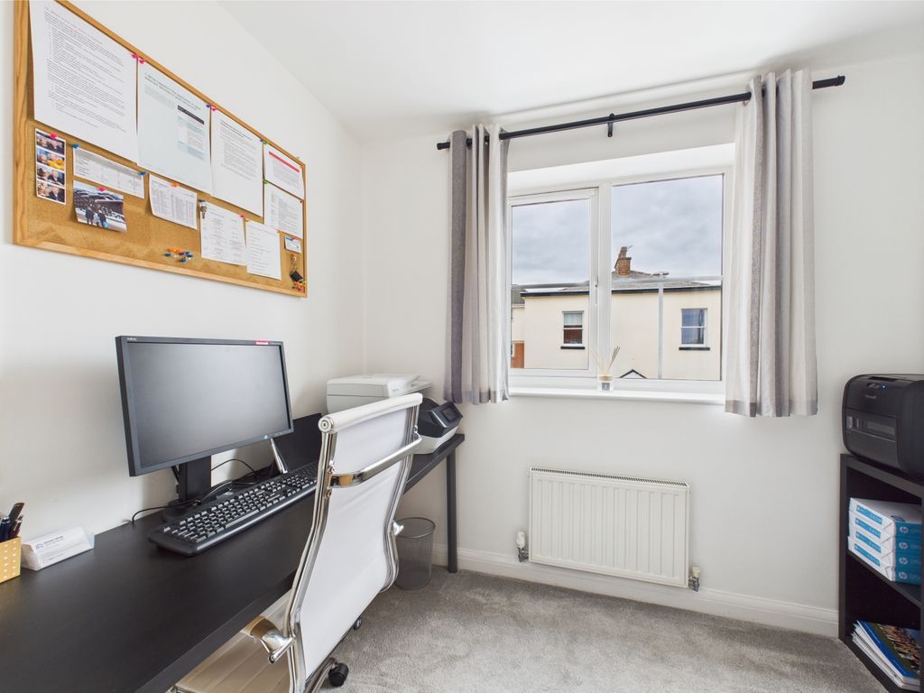 Additional image 10 of 4 bed terraced house for salePark Square, Ashton-Under-Lyne OL6