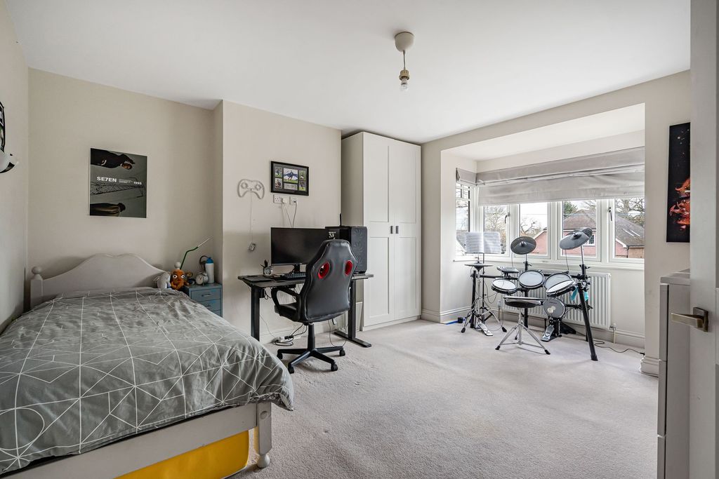 Additional image 18 of 5 bed detached house for saleHarriotts Lane, Ashtead KT21