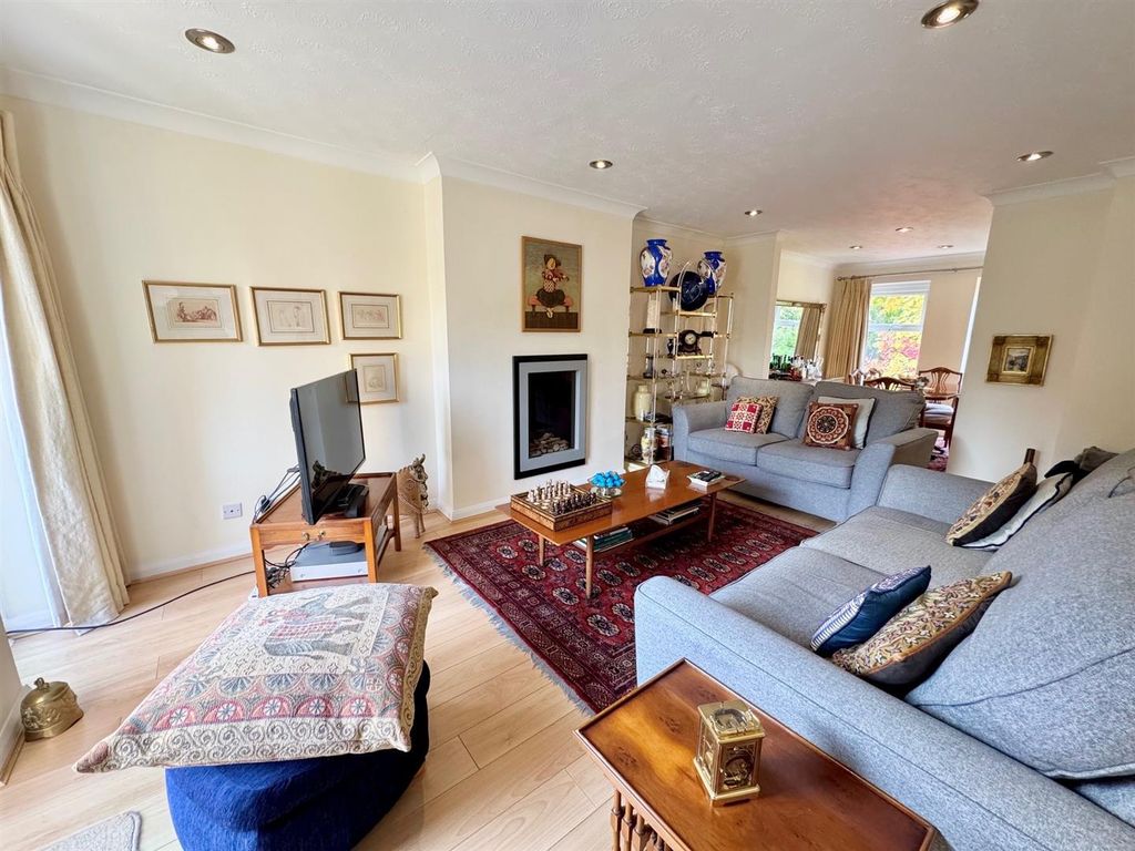 Additional image 6 of 4 bed terraced house for saleGlenfield, Altrincham WA14