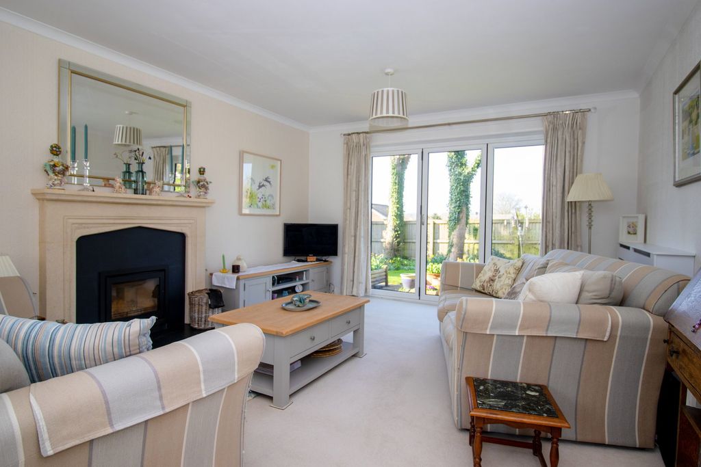 Additional image 2 of 4 bed detached house for saleFair View, Alresford SO24