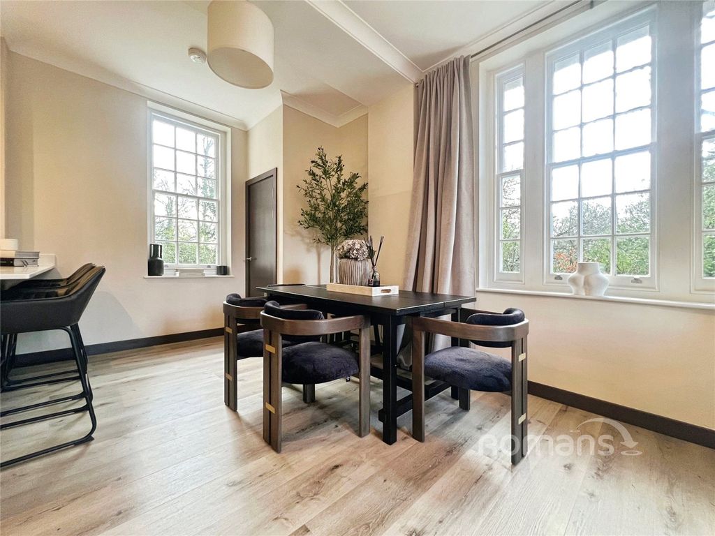 Additional image 3 of 3 bed flat for saleWhite Cross Place, Wellesley, Aldershot GU11