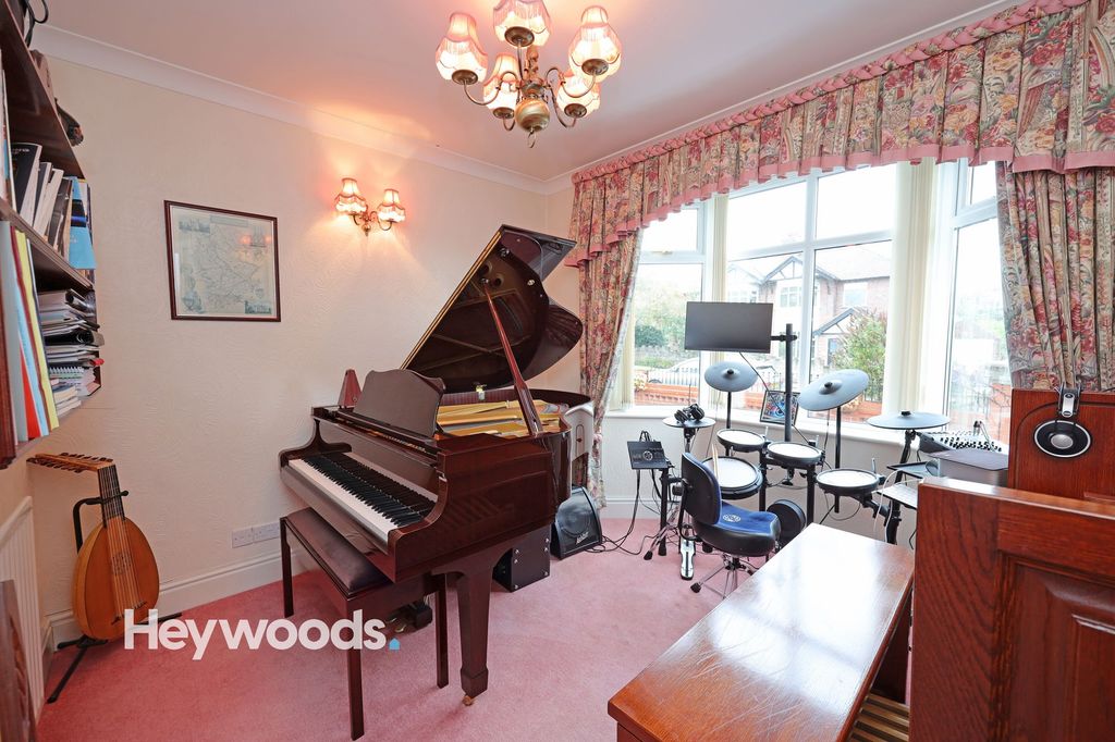 Additional image 19 of 6 bed semi-detached house for saleKingsway West, Westlands, Newcastle Under Lyme ST5
