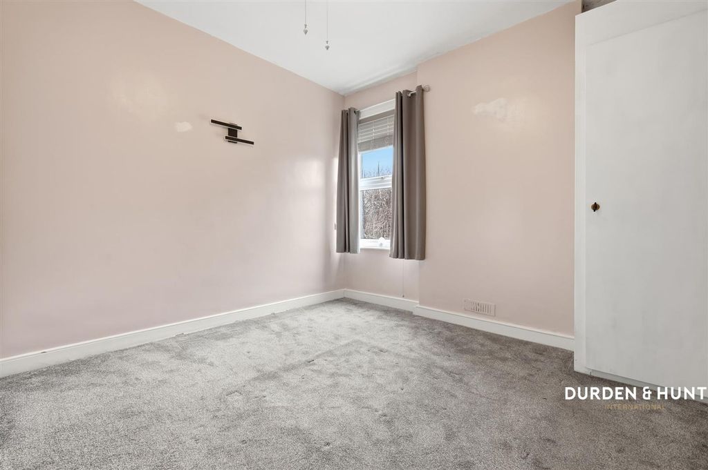 Additional image 13 of 2 bed flat for saleStanley Road, Hornchurch RM12