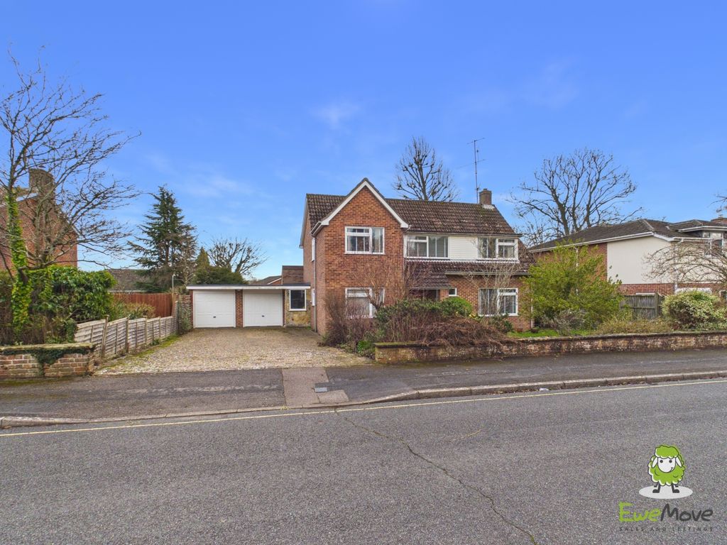 4 bed detached house for saleNeville Close, Basingstoke, Hampshire RG21