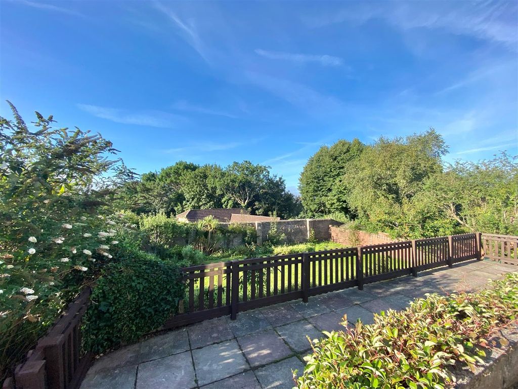 Additional image 12 of 4 bed detached house for saleThe Gardens, Higher Raleigh Road, Barnstaple, Devon EX31