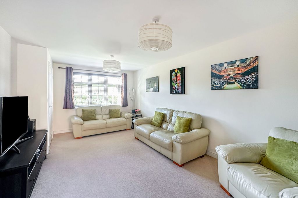 Additional image 9 of 3 bed semi-detached house for saleClipson Crest, Barton-Upon-Humber DN18