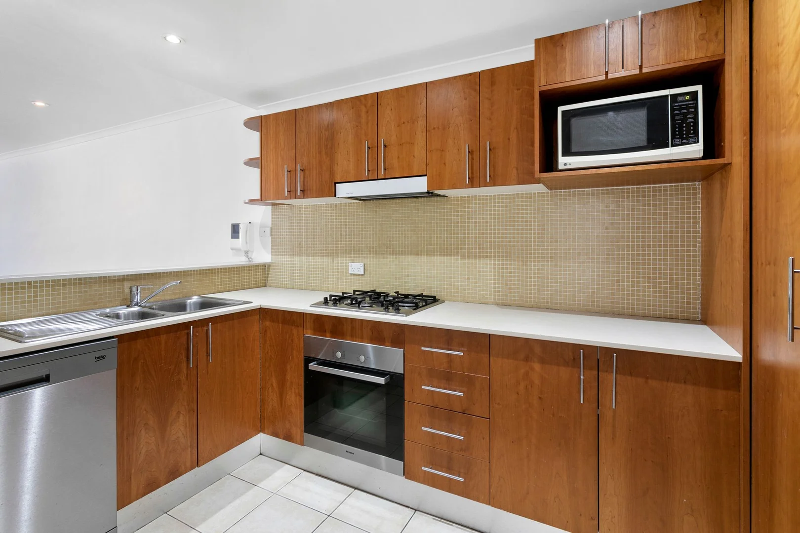 Additional image 3 of 13/1030 Pittwater Road, Collaroy NSW 2097
