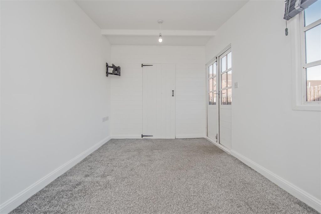 Additional image 25 of 3 bed semi-detached house for saleWindmill Court, Lower Wortley, Leeds LS12