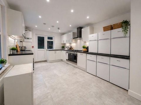 Milkwood Road, London SE24, Room to rent