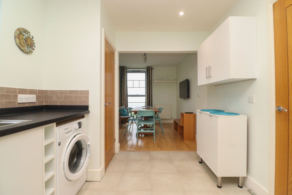 Additional image 8 of 2 bed flat for saleThe Parade, Birchington, Kent CT7