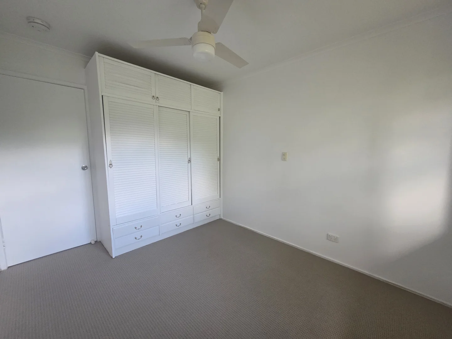 Additional image 15 of 102 Rio Vista Boulevard, Broadbeach Waters QLD 4218