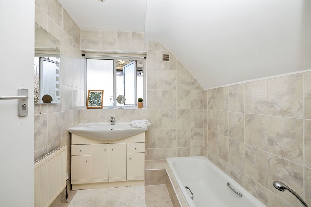 Additional image 13 of 5 bed detached house for saleSouthend Road, Beckenham BR3