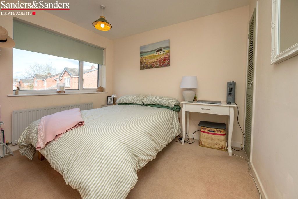 Additional image 12 of 2 bed terraced house for saleIcknield Row, Alcester B49