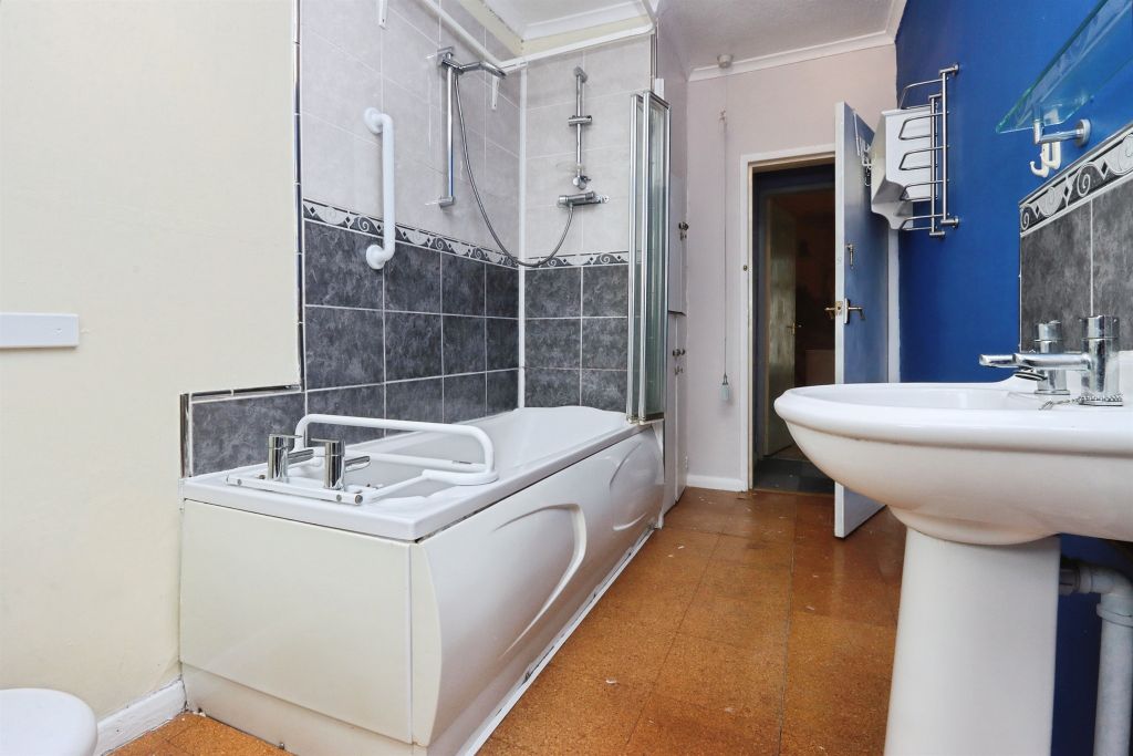 Additional image 15 of 2 bed terraced house for saleSanforth Street, Chesterfield S41