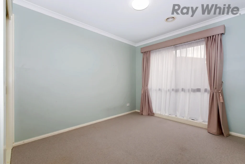 Additional image 5 of 23 Martens Court, Taylors Lakes VIC 3038