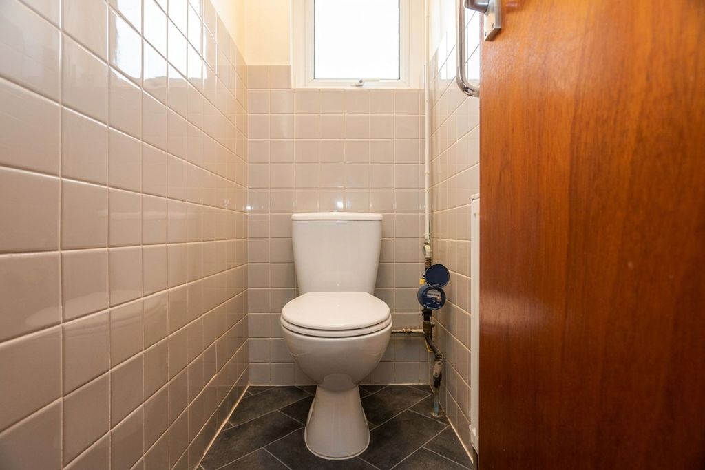 Additional image 14 of 4 bed detached bungalow for saleMin-Y-Mor, Barry CF62