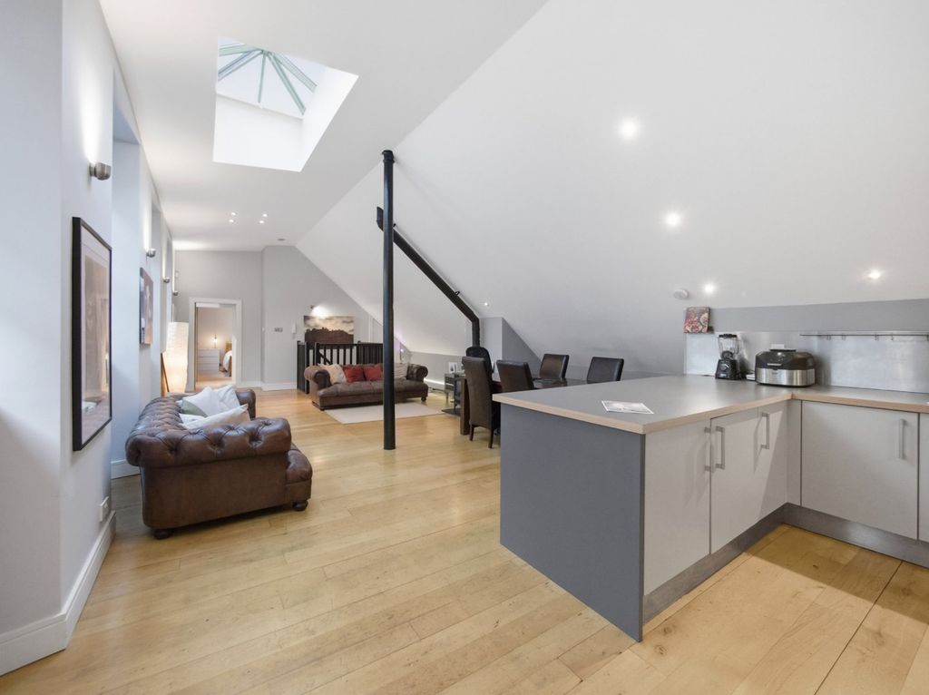 Additional image 2 of 2 bed flat for sale46 Thistle Street South West Lane, New Town, Edinburgh EH2