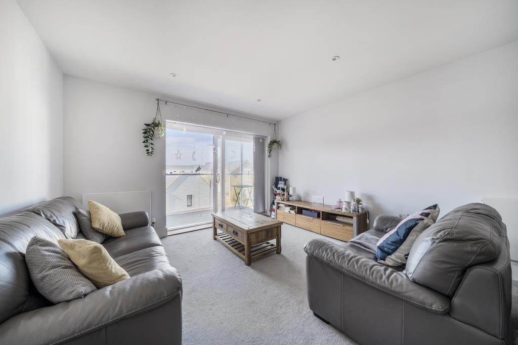 Additional image 2 of 3 bed flat for saleGreen Park Village, Reading, Berkshire RG2
