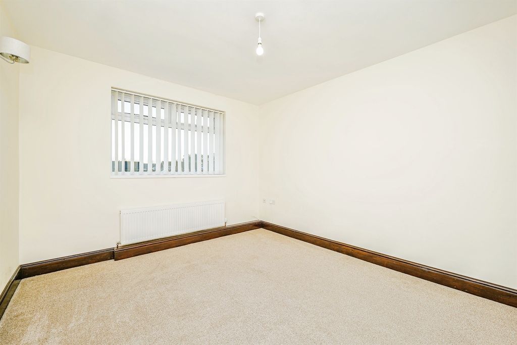 Additional image 15 of 5 bed semi-detached house for salePort Road East, Barry CF62
