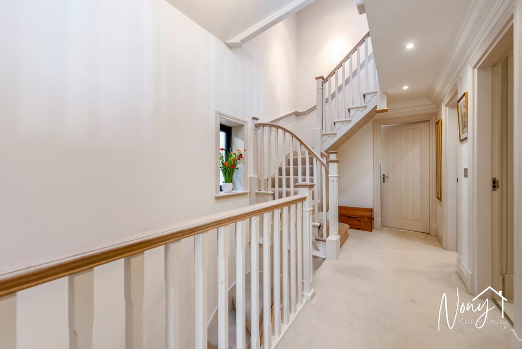 Additional image 20 of 4 bed detached house for saleStiles Yard, Alresford SO24