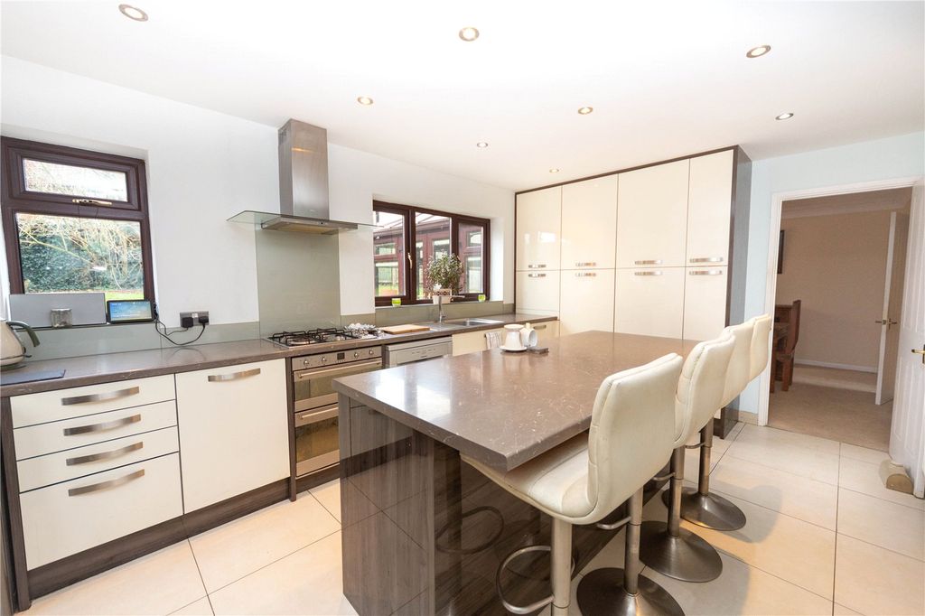 Additional image 7 of 4 bed detached house for saleMallards Reach, Marshfield, Cardiff CF3