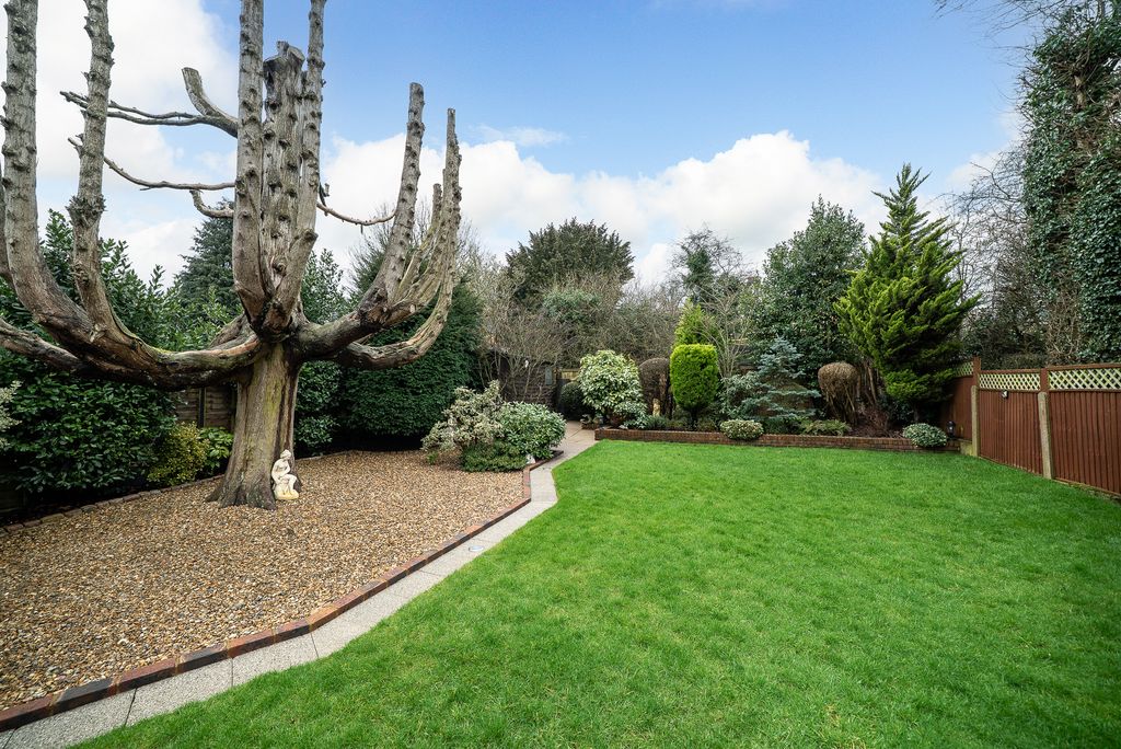 Additional image 19 of 4 bed detached house for saleWest Road, Berkhamsted HP4