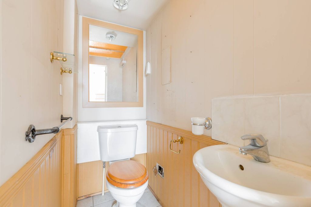 Additional image 13 of 3 bed flat for saleGeorge Street, Edinburgh EH2