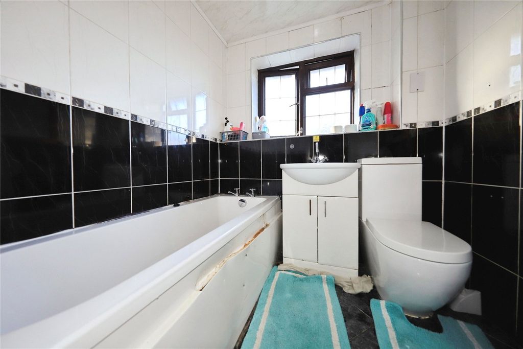Additional image 16 of 4 bed detached house for saleBabors Field, Bilston, West Midlands WV14