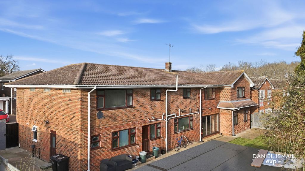 Additional image 44 of 8 bed detached house for saleWelbeck Drive, Langdon Hills, Basildon SS16
