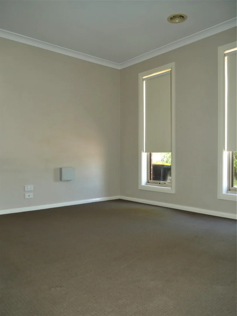 Additional image 3 of 34 Lady Penrhyn Drive, Harkness VIC 3337