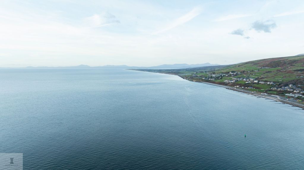 Additional image 32 of 1 bed property for saleHafan Y Traeth, Marine Parade, Barmouth LL42