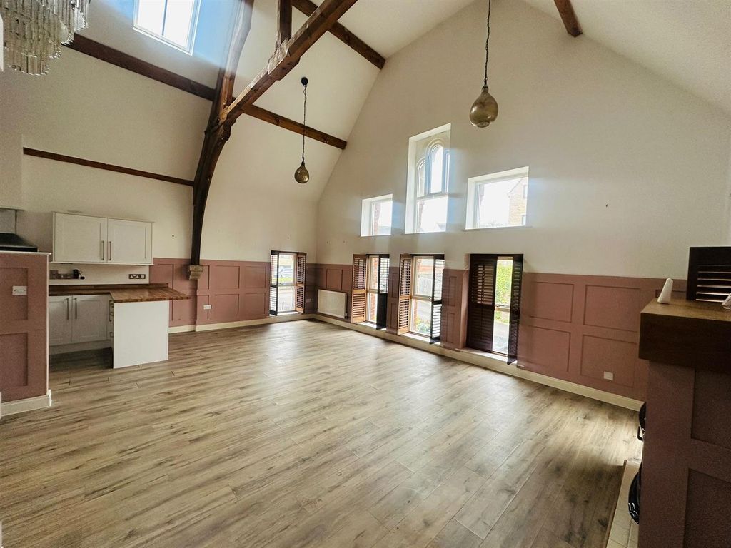 Additional image 2 of 2 bed flat for saleAshley Green, Wortley, Leeds LS12