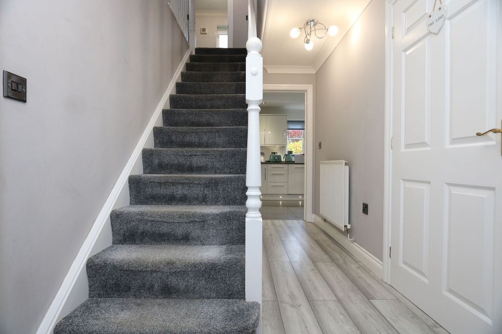 Additional image 5 of 4 bed detached house for saleDannog Y Coed, (Pencoedtre), Barry CF63