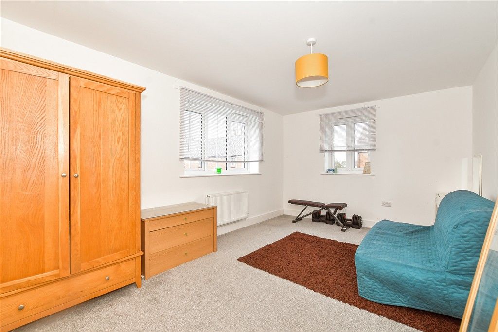 Additional image 5 of 2 bed flat for salePriors Orchard, Southbourne, Emsworth, West Sussex PO10