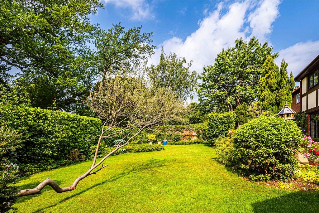 Additional image 25 of 5 bed detached house for saleThe Beech, Gravel Path, Berkhamsted, Hertfordshire HP4