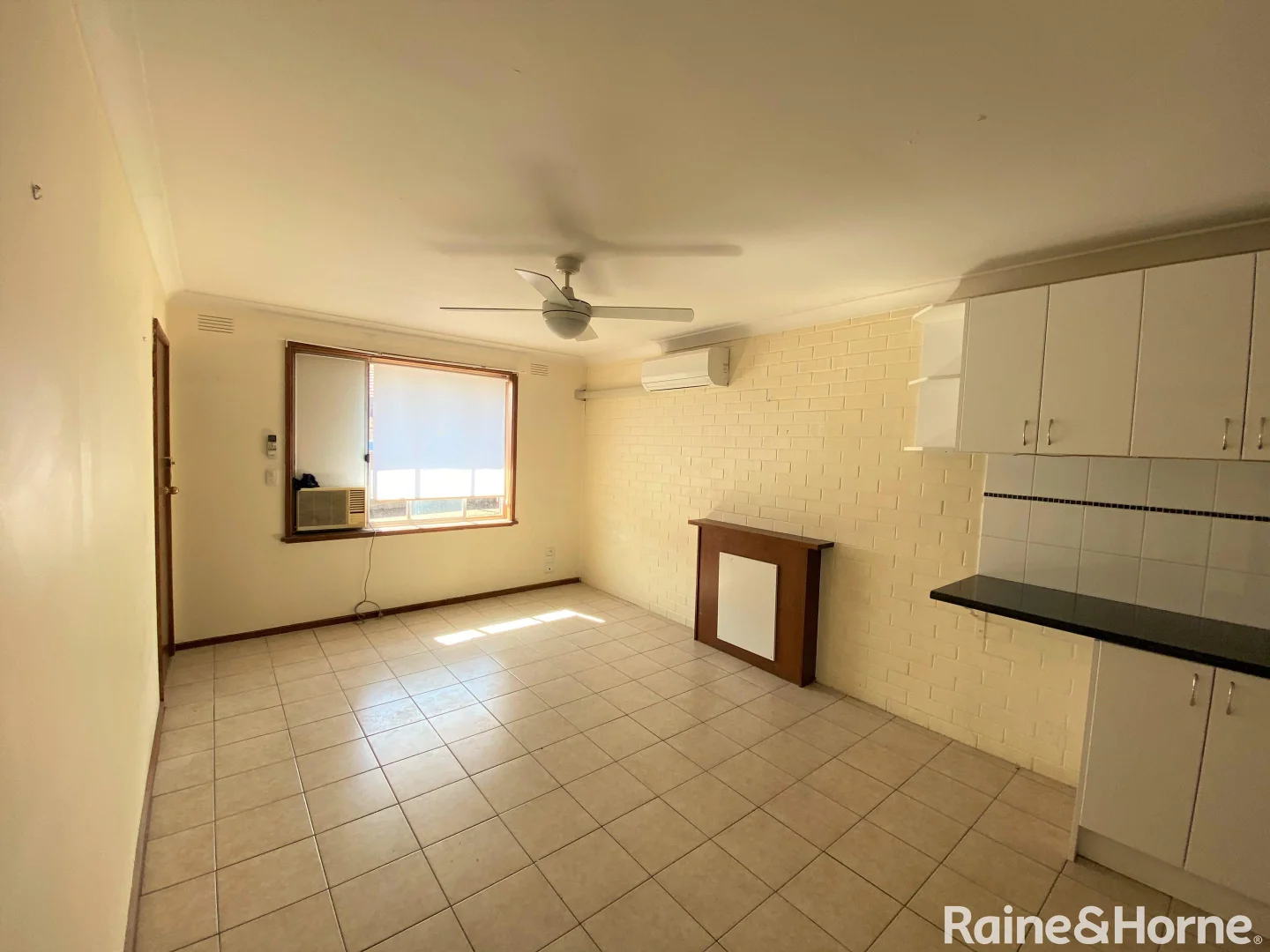 Additional image 4 of 2/6 Joyes Place, Tolland NSW 2650