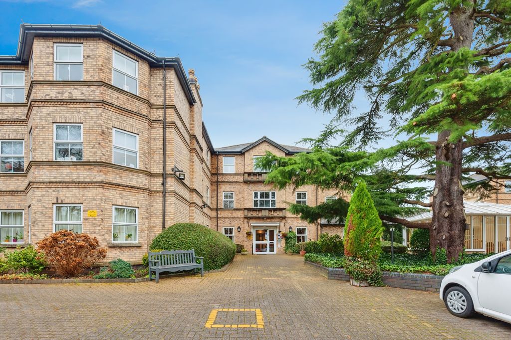 Additional image 11 of 1 bed flat for saleBrook Lane, Alderley Edge, Cheshire SK9