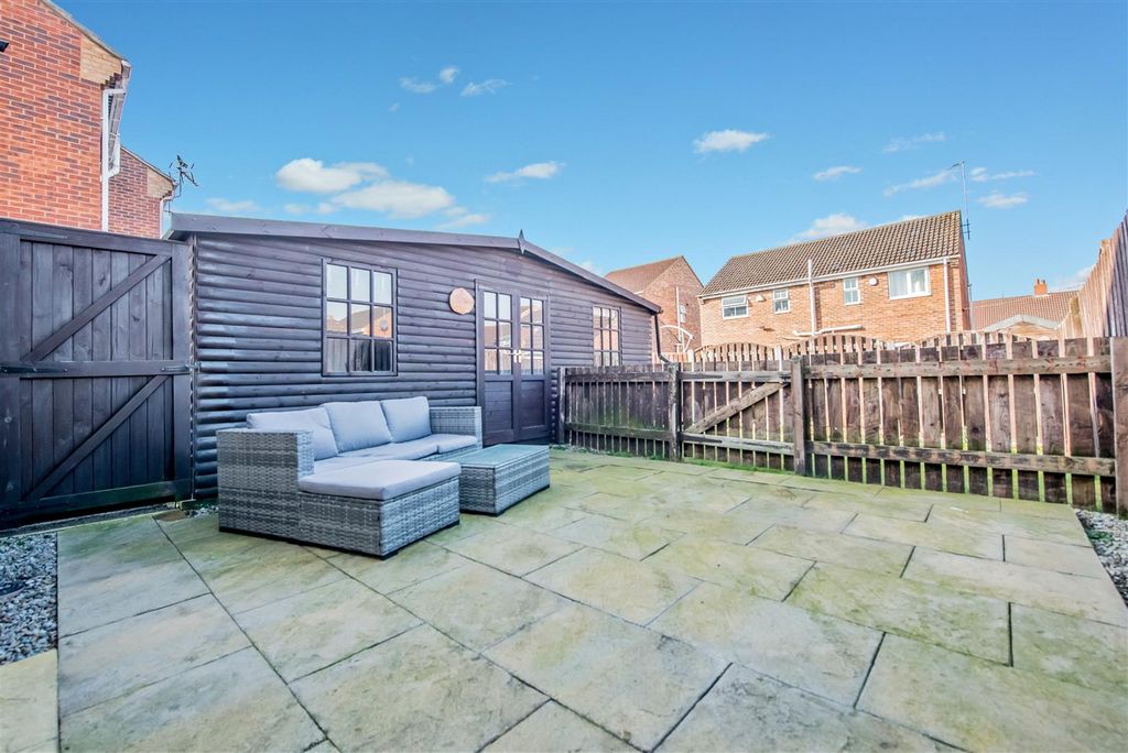 Additional image 6 of 3 bed semi-detached house for saleWindmill Court, Lower Wortley, Leeds LS12