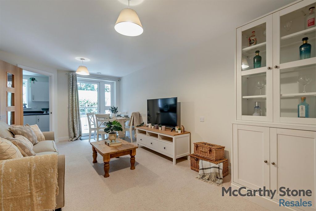 Additional image 17 of 1 bed flat for saleWayfarer Place, The Dean, Alresford SO24
