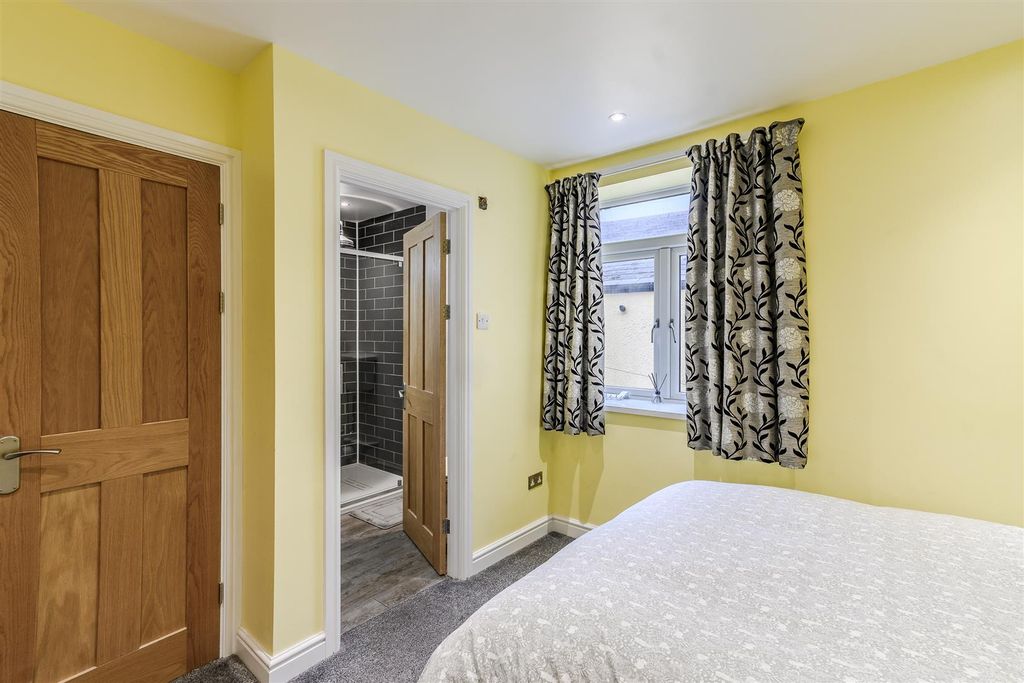 Additional image 15 of 5 bed end terrace house for saleWindsor Road, Barry CF62
