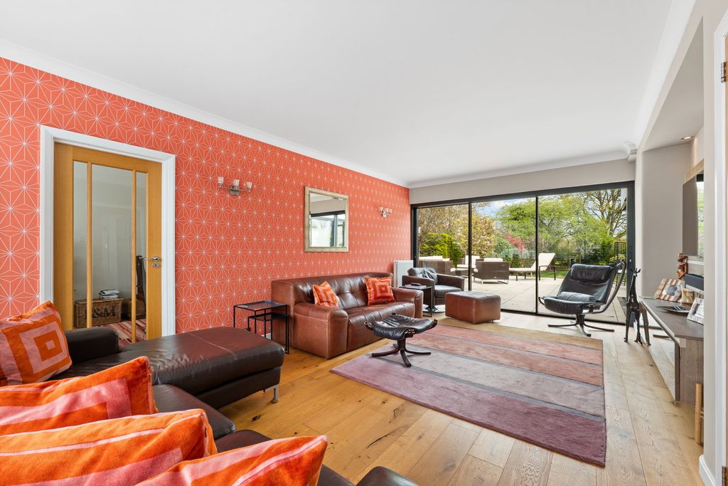 Additional image 11 of 4 bed detached house for saleGilhams Avenue, Banstead SM7