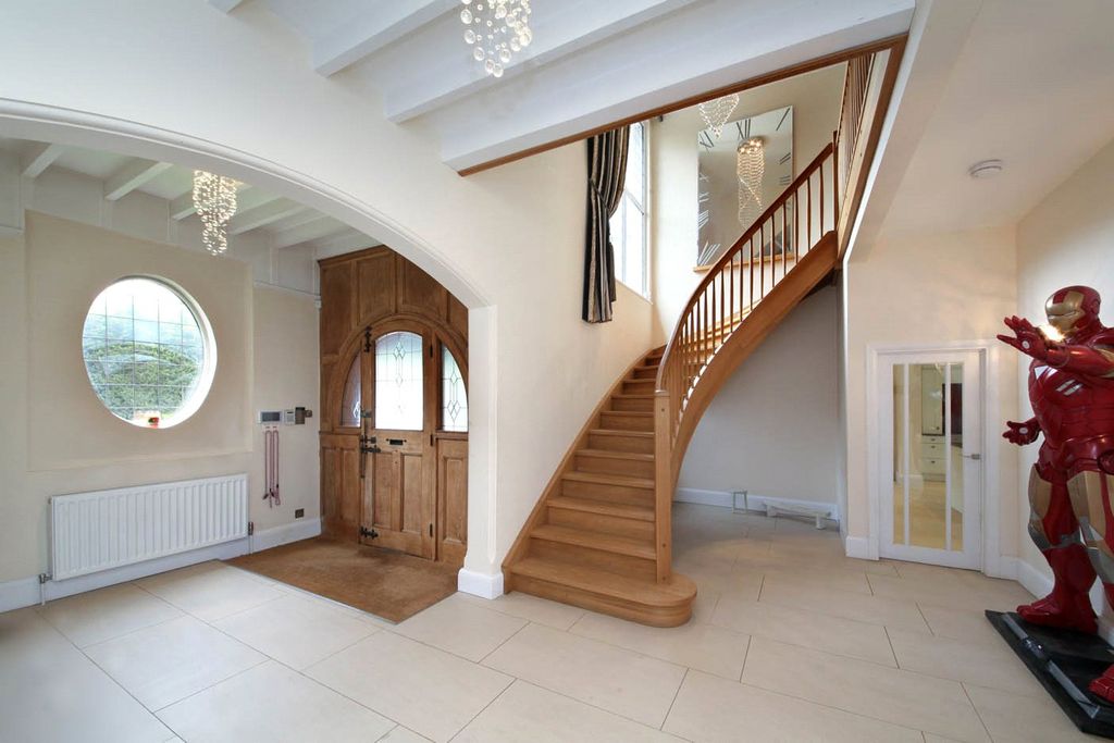 Additional image 3 of 7 bed detached house for salePenn Road, Beaconsfield, Buckinghamshire HP9