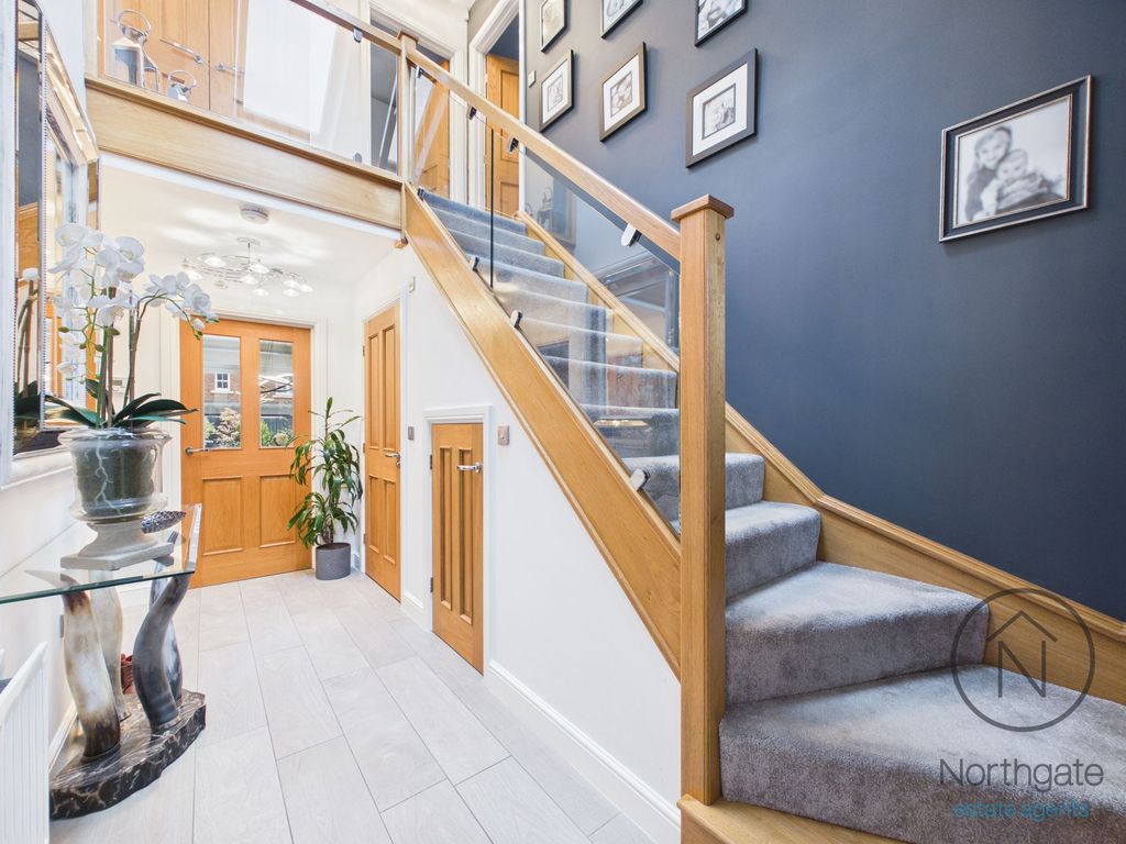 4 bed detached house for saleVickers Close, Middleton St. George DL2 photo 5