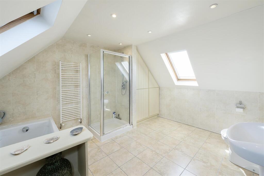 Additional image 10 of The Deerings, Harpenden