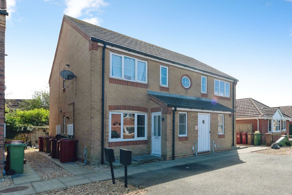 1 bed flat for saleLancaster Drive, Immingham DN40