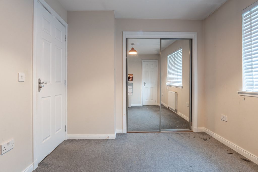 Additional image 10 of 2 bed flat for saleHolm Farm Road, Inverness IV2