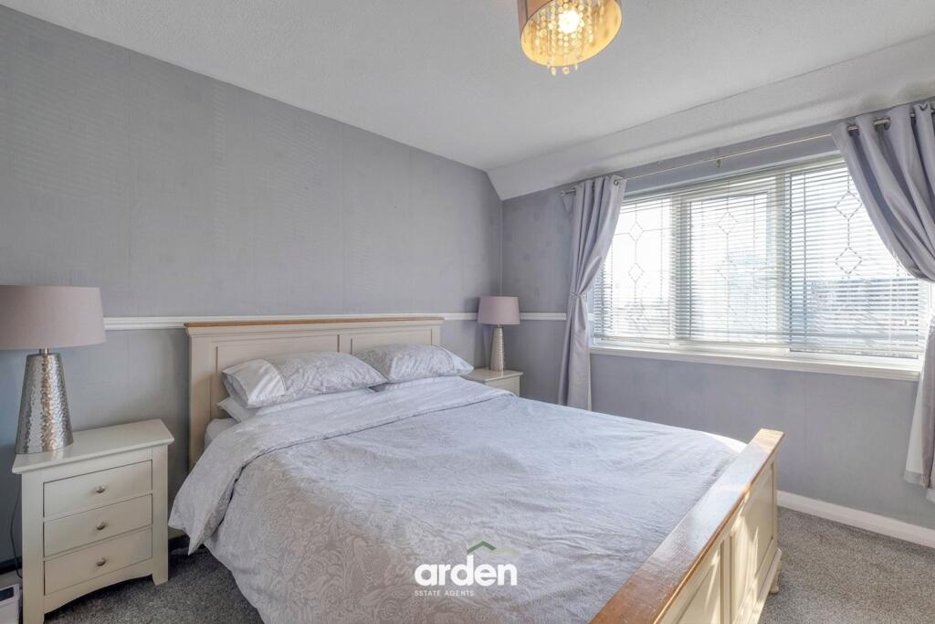 Heronfield Close, Redditch, B98 photo 4