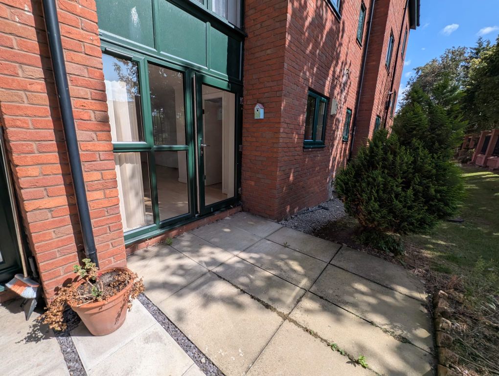 Additional image 3 of 2 bed flat for salePriory Wharf, Birkenhead CH41