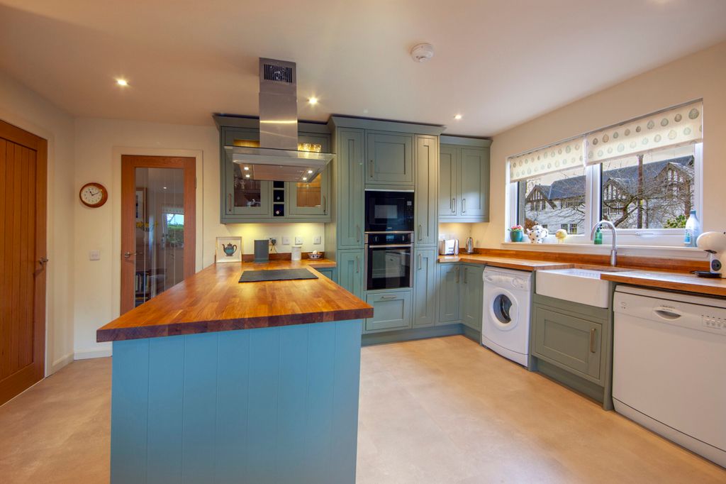 Additional image 8 of 4 bed detached bungalow for saleWestergarth, Lochandhu Road, Taynuilt PA35