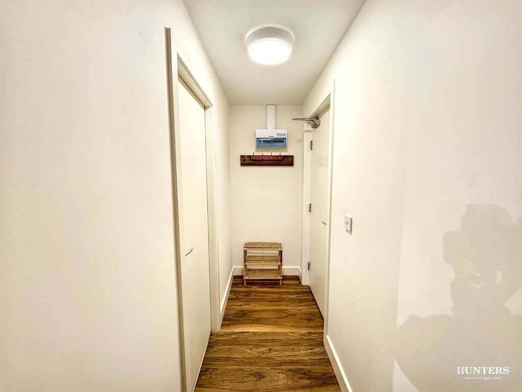 Additional image 8 of 1 bed flat for saleUpper Blakeridge Lane, Batley WF17